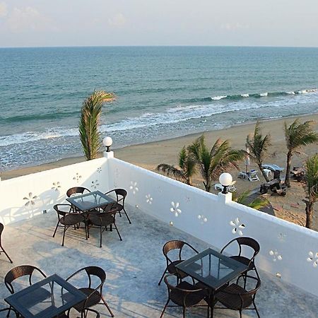 Baanmontra Beach Resort - Bankrut Esterno foto