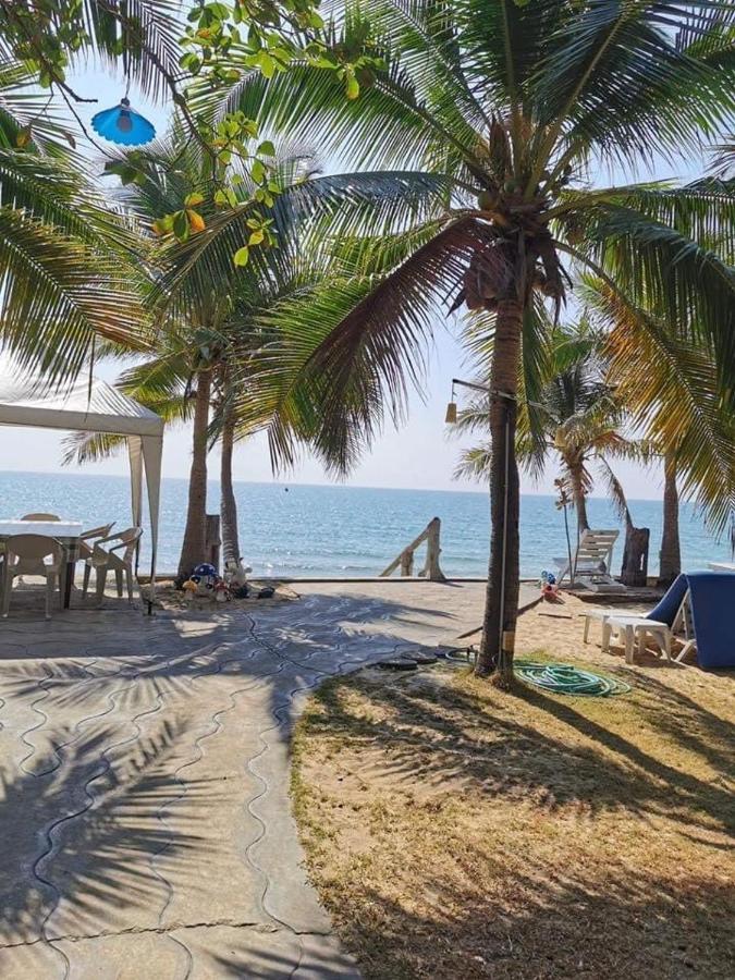 Baanmontra Beach Resort - Bankrut Esterno foto