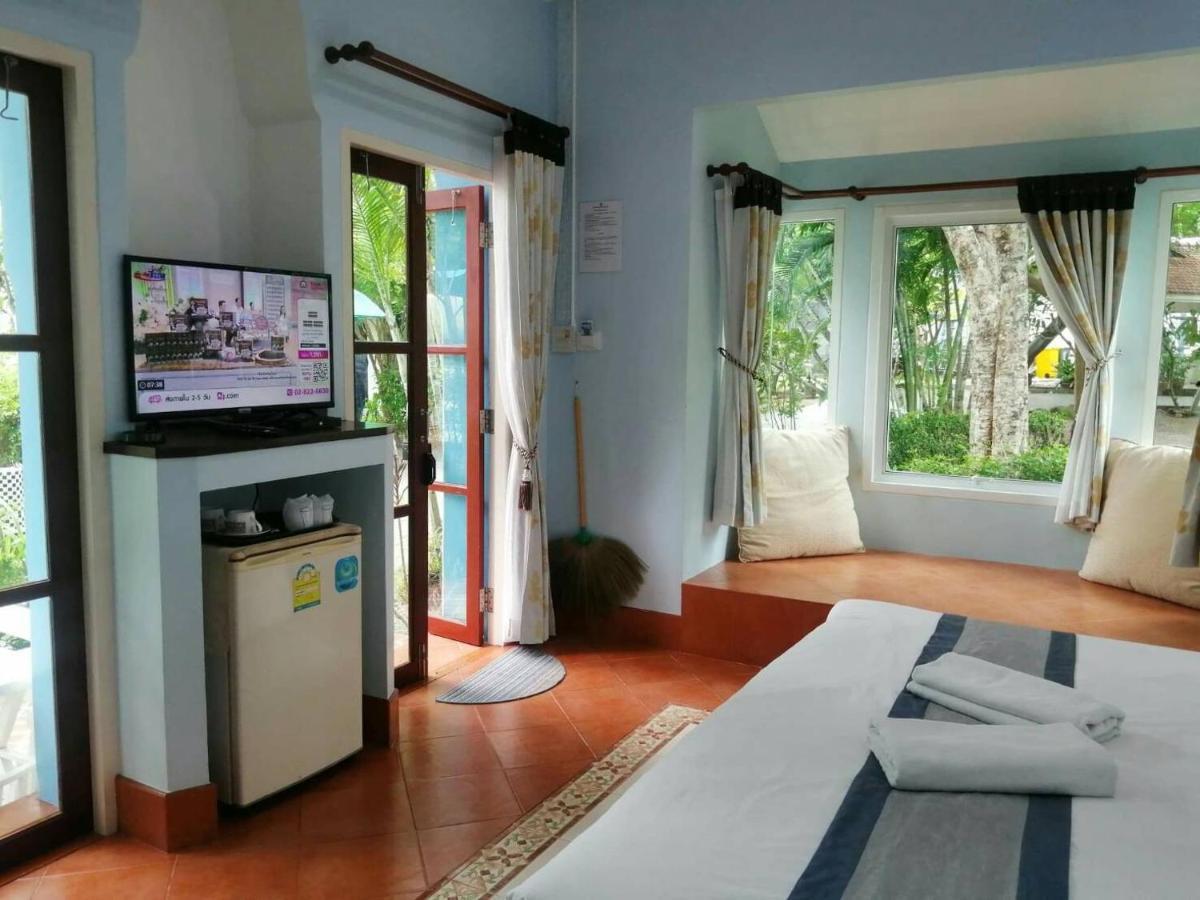 Baanmontra Beach Resort - Bankrut Esterno foto