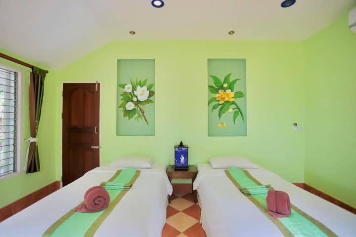Baanmontra Beach Resort - Bankrut Esterno foto