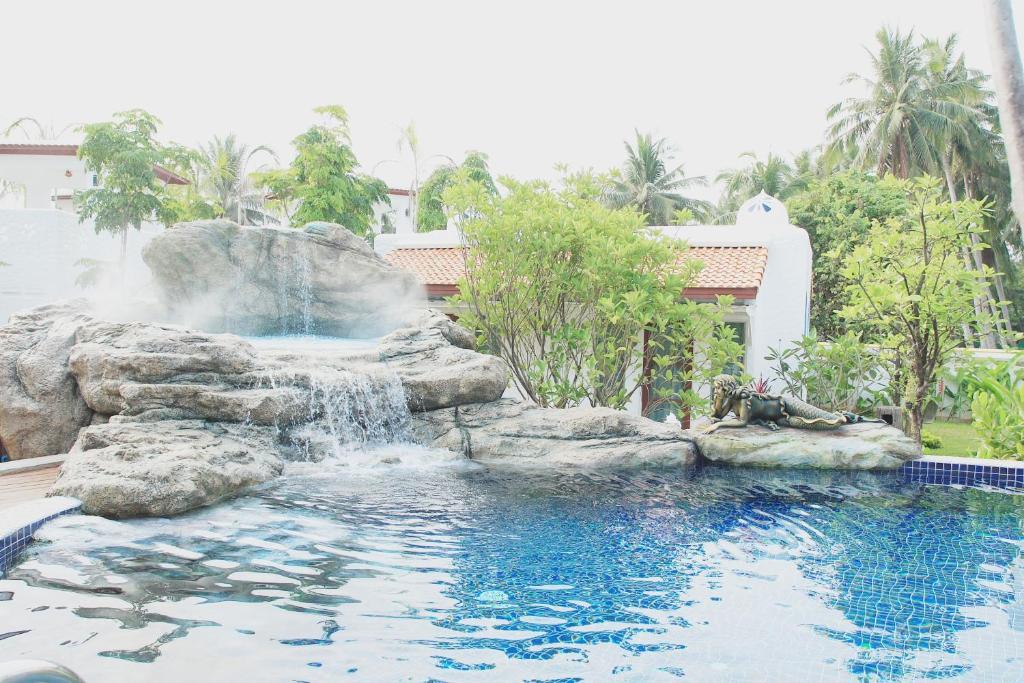 Baanmontra Beach Resort - Bankrut Esterno foto