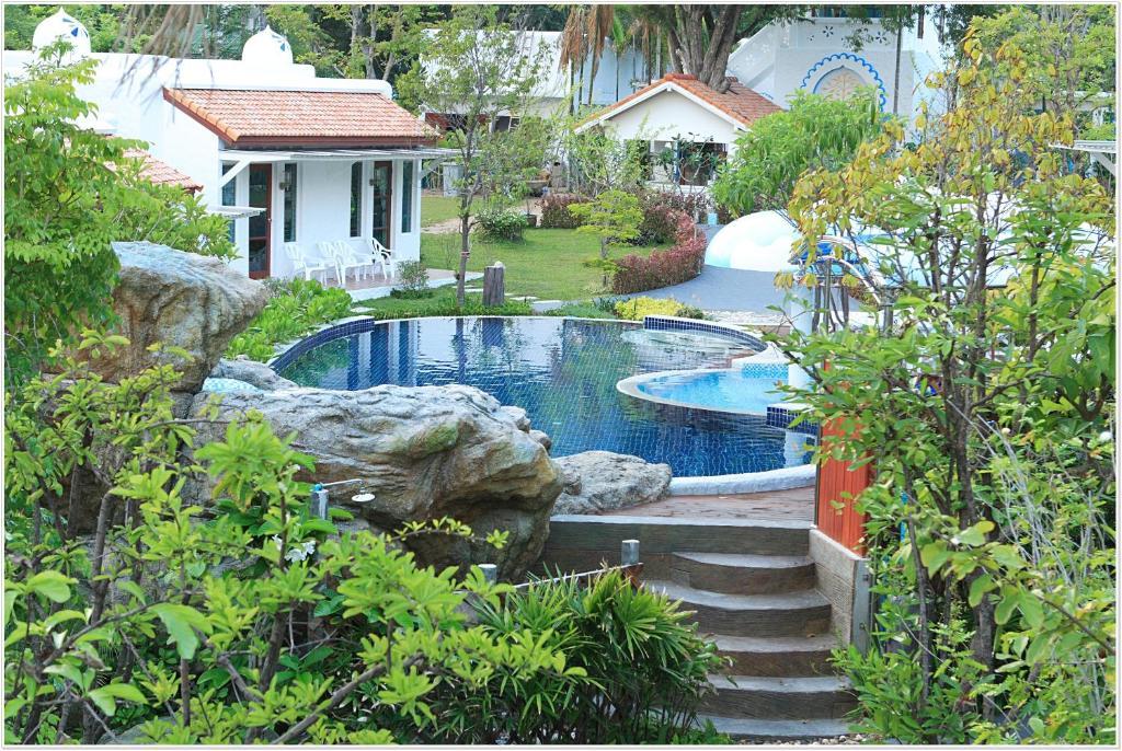 Baanmontra Beach Resort - Bankrut Esterno foto